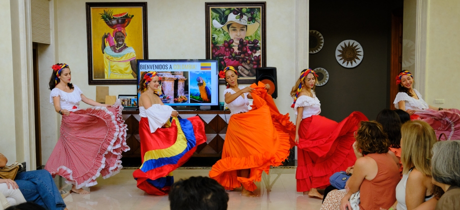 La Embajada organizó el “Café de Colombia” en el marco de las actividades realizadas por la asociación iberoamericana en Indonesia