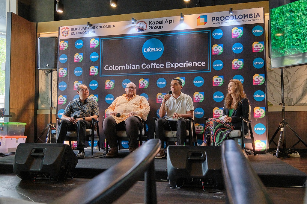 El mejor barista del mundo 2021 visita Yakarta