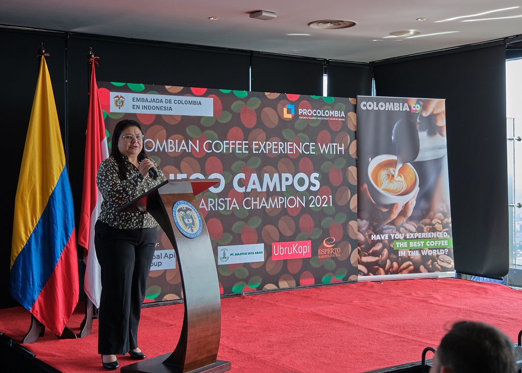 El mejor barista del mundo 2021 visita Yakarta