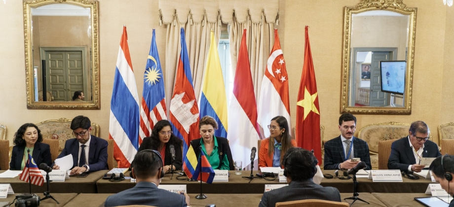 Clausura de la visita de campo de representantes de la Asociación de Naciones del Sudeste Asiático (ASEAN) a Colombia en el marco del proyecto de cooperación denominado: Curso sobre manejo de Carbono Azul para países ASEAN