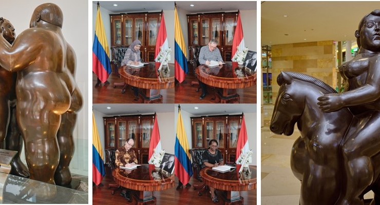 Embajada de Colombia en Indonesia honra la memoria de Fernando Botero con un Libro de Condolencias