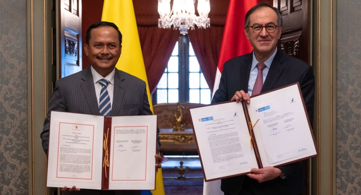 Colombia e Indonesia suscribieron el Memorando de Entendimiento en cooperación en vigilancia y control de alimentos y medicamentos      