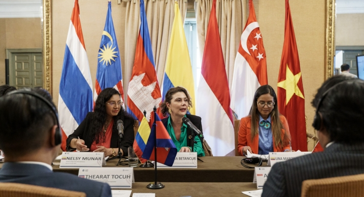 Clausura de la visita de campo de representantes de la Asociación de Naciones del Sudeste Asiático (ASEAN) a Colombia en el marco del proyecto de cooperación denominado: Curso sobre manejo de Carbono Azul para países ASEAN