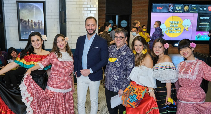 La Embajada de Colombia en Indonesia y Procolombia realizan premier de la nueva película de Disney “Encanto”